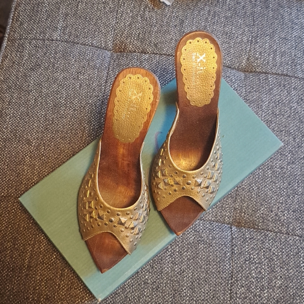 Classy Wooden Soled Heels
